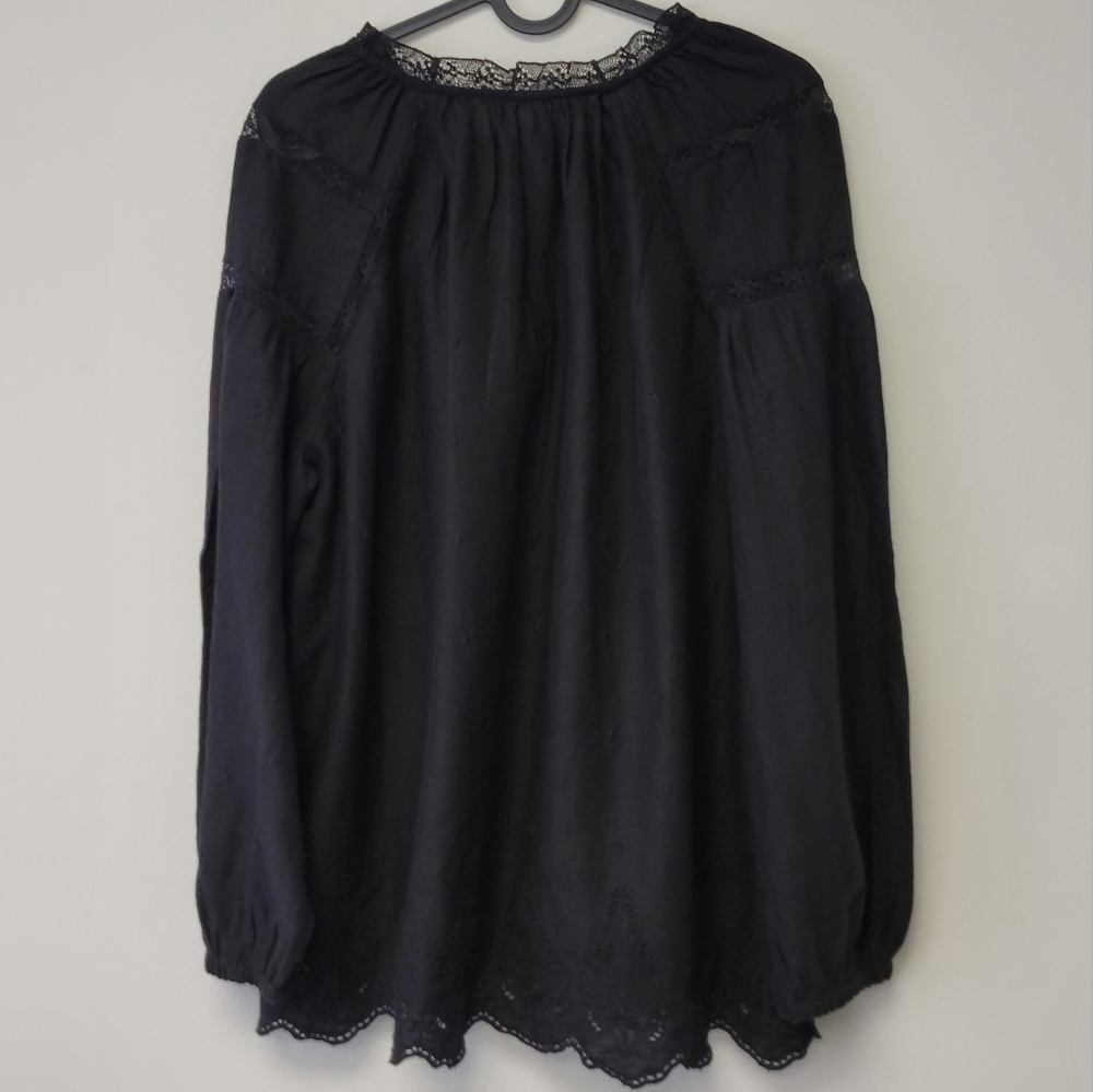 Old Navy lace trim poet blouse Black Jack M - Picture 5 of 13